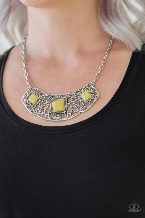 Paparazzi ♥ Feeling Inde-PENDANT - Yellow ♥ Necklace