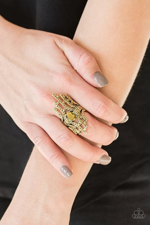 Paparazzi ♥ Modern Muse - Brass ♥ Ring