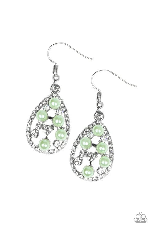 Paparazzi ♥ Fabulously Wealthy - Green ♥ Earrings