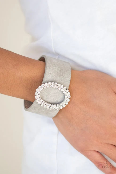 Paparazzi ♥ Center Stage Starlet - Silver ♥ Bracelet