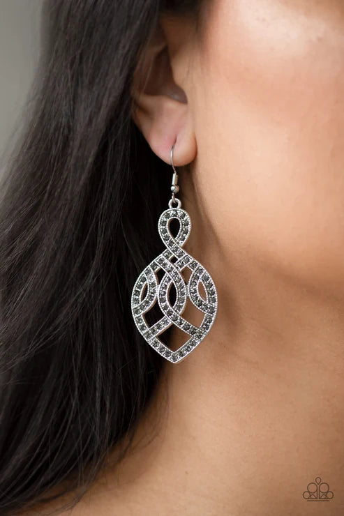 Paparazzi ♥ A Grand Statement - Silver ♥ Earrings