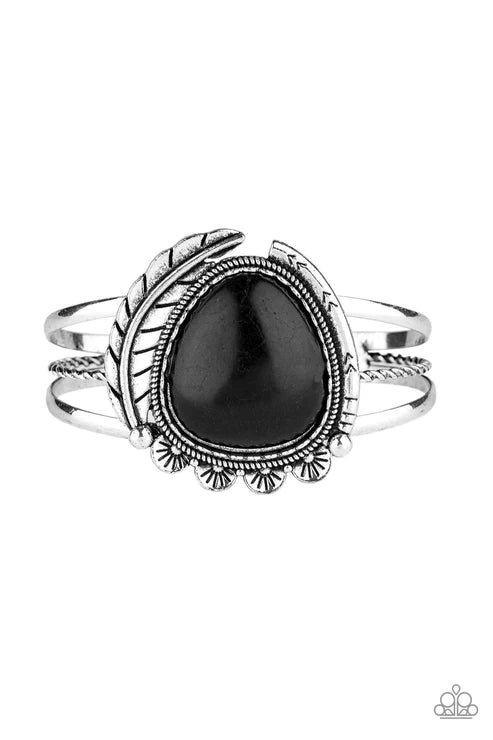 Paparazzi ♥ Natures Bounty - Black ♥ Bracelet