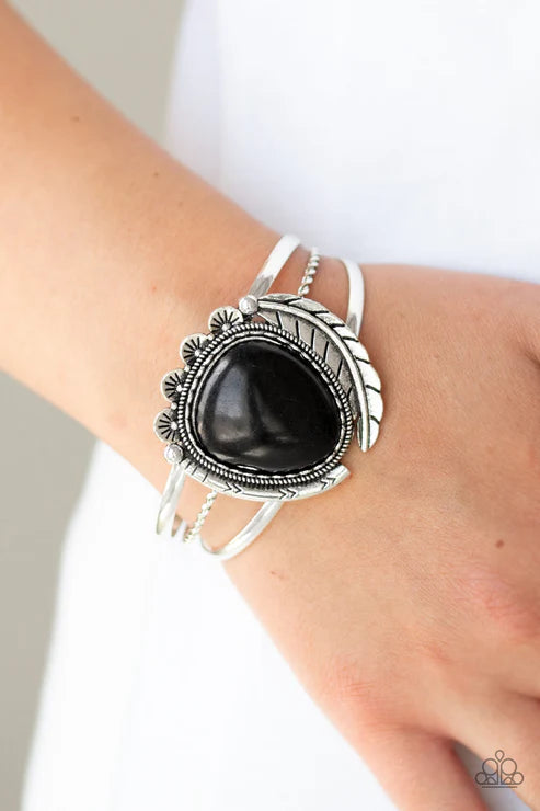 Paparazzi ♥ Natures Bounty - Black ♥ Bracelet