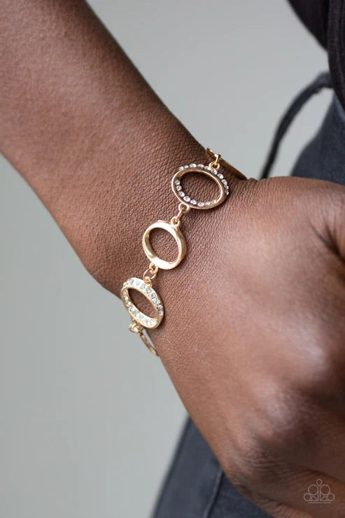 Paparazzi ♥ Beautiful Inside and Out - Gold ♥ Bracelet