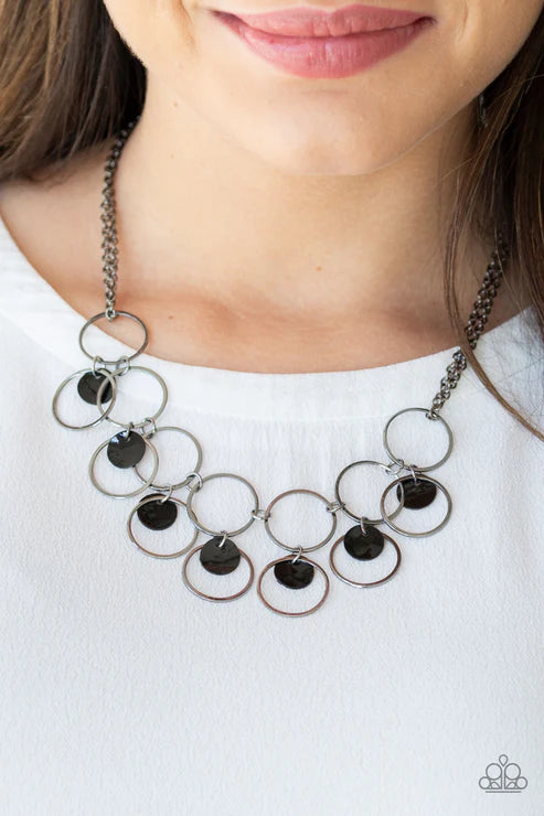Paparazzi ♥ Ask and You SHELL Receive - Black ♥ Necklace