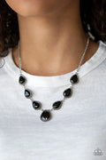 Paparazzi ♥ Socialite Social - Black ♥ Necklace