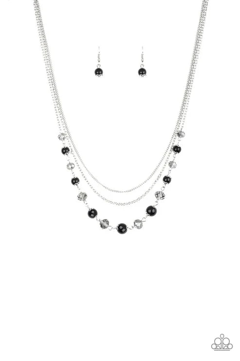 Paparazzi ♥ Tour de Demure - Black ♥ Necklace