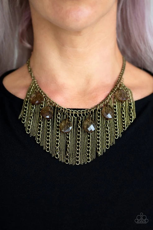 Paparazzi ♥ Vixen Conviction - Brass ♥ Necklace