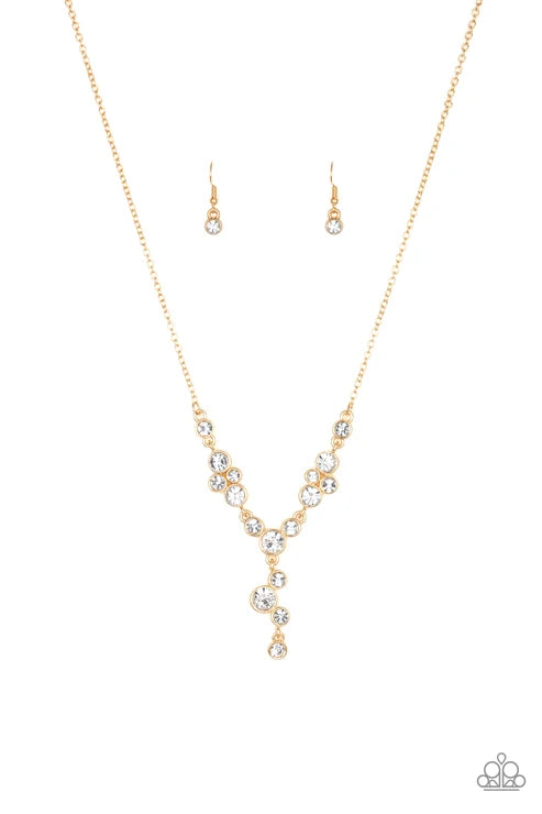 Paparazzi ♥ Five-Star Starlet - Gold ♥ Necklace