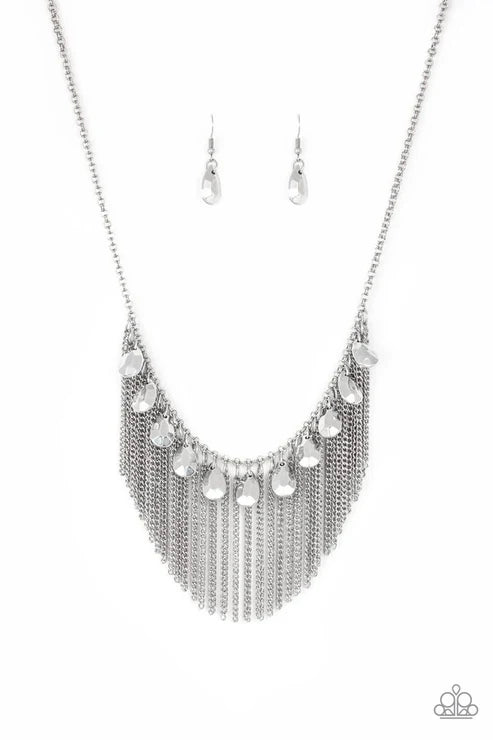 Paparazzi ♥ Bragging Rights - Silver ♥ Necklace