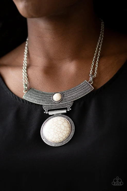 Paparazzi ♥ Lasting EMPRESS-ions - White ♥ Necklace