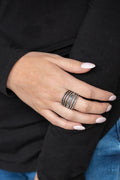 Paparazzi ♥ Basic Maverick - Silver ♥ Ring