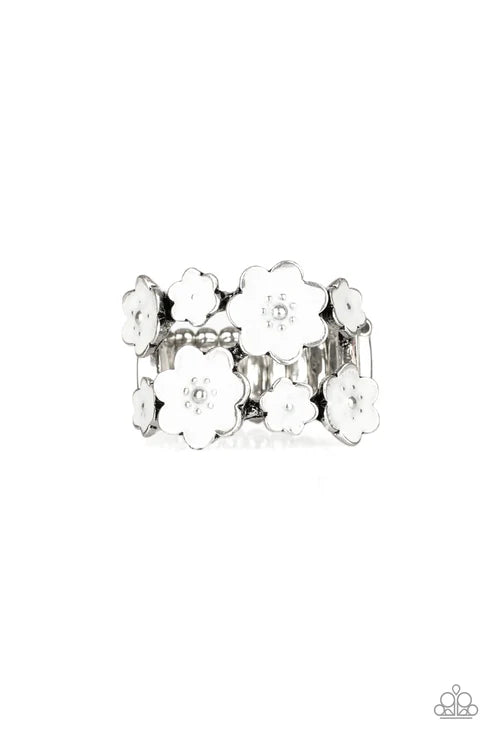 Paparazzi ♥ Floral Crowns - White ♥ Ring