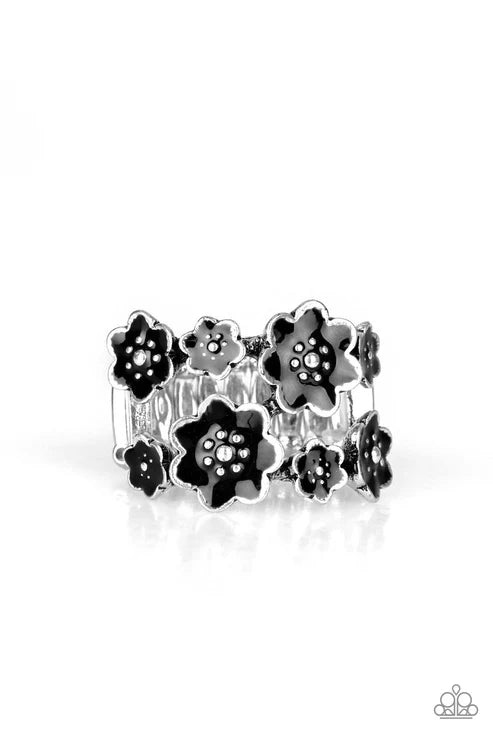 Paparazzi ♥ Floral Crowns - Black ♥ Ring