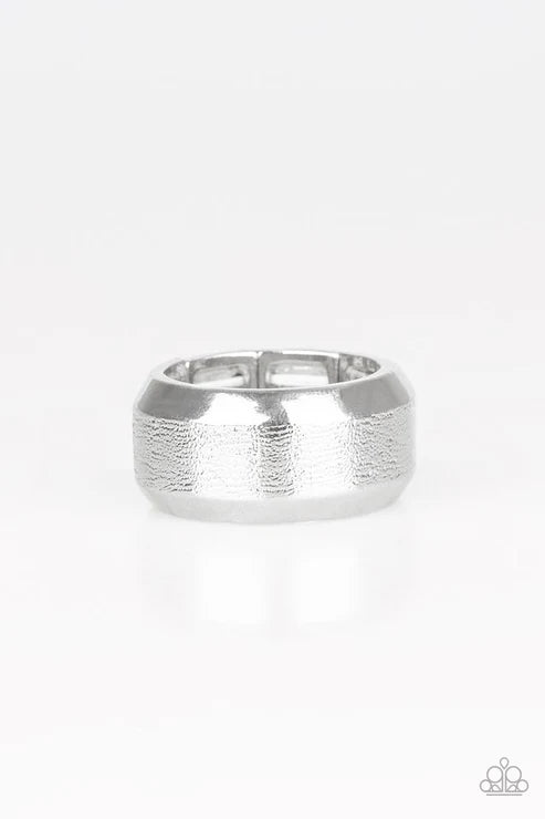 Paparazzi ♥ Checkmate - Silver ♥ Ring
