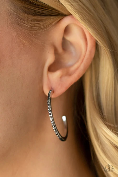 Paparazzi ♥ Rhinestone Revamp - Black ♥ Earrings
