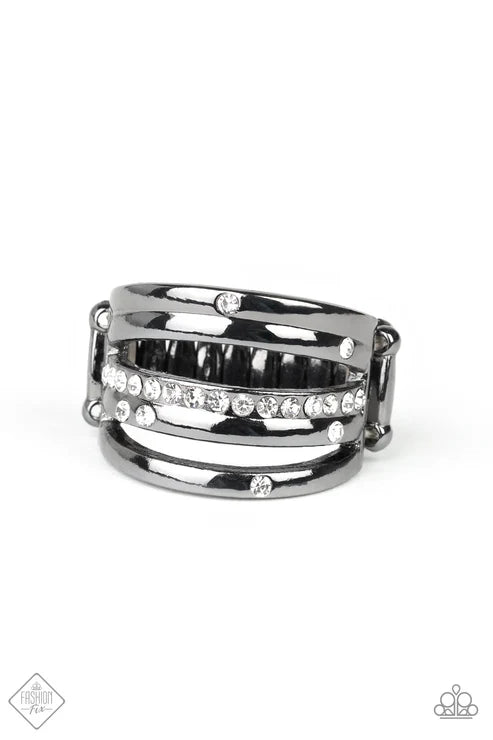 Paparazzi ♥ Make A SHEEN - Black ♥ Ring
