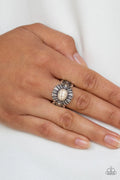 Paparazzi ♥ Thirst Quencher - White ♥ Ring