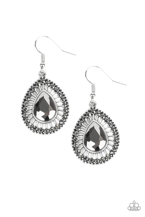 Paparazzi ♥ Limo Service - Silver ♥ Earrings