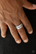 Paparazzi ♥ Reigning Champ - Silver ♥ Ring