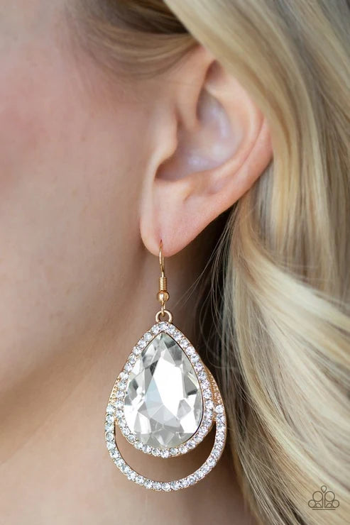 Paparazzi ♥ Famous - Gold ♥ Earrings