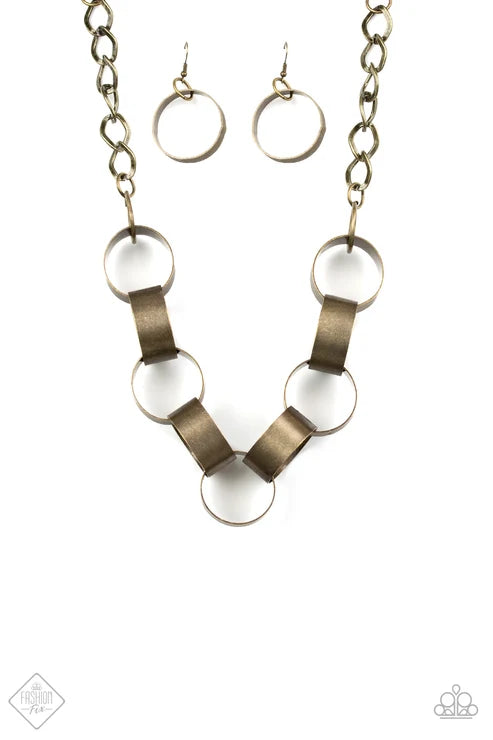 Paparazzi ♥ Big Hit - Brass ♥ Necklace