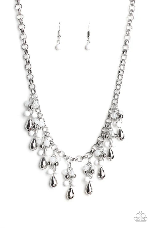 Paparazzi ♥ Travelling Trendsetter - White ♥ Necklace