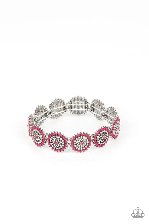 Paparazzi ♥ Bohemian Flowerbed - Pink ♥ Bracelet