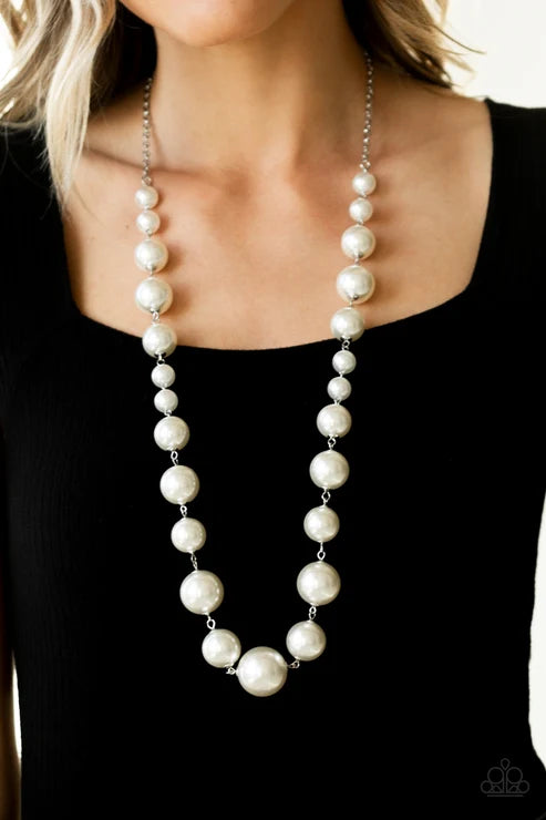 Paparazzi ♥ Pearl Prodigy - White ♥ Necklace