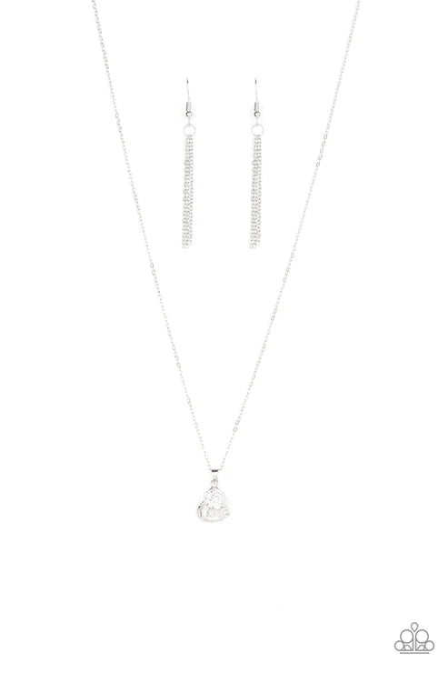 Paparazzi ♥ Turn On The Charm - White ♥ Necklace