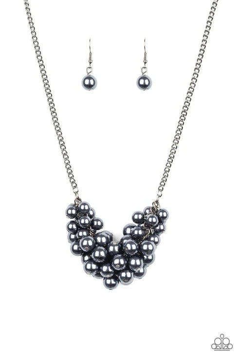 Paparazzi ♥ Grandiose Glimmer - Black ♥ Necklace