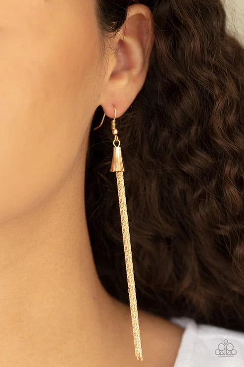 Paparazzi ♥ Shimmery Streamers - Gold ♥ Earrings