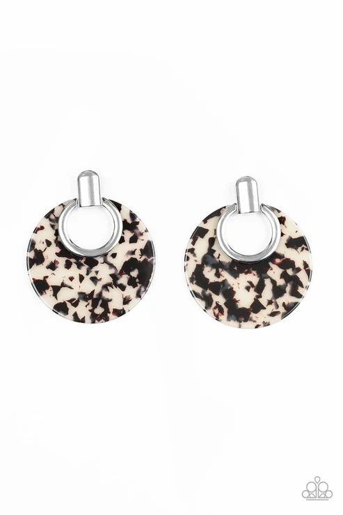 Paparazzi ♥ Metro Zoo - White ♥ Post Earrings