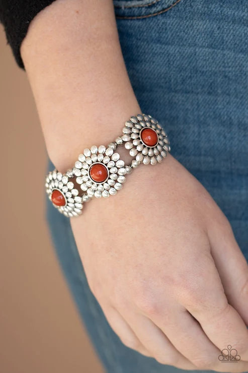 Paparazzi ♥ Bountiful Blossoms - Brown ♥ Bracelet