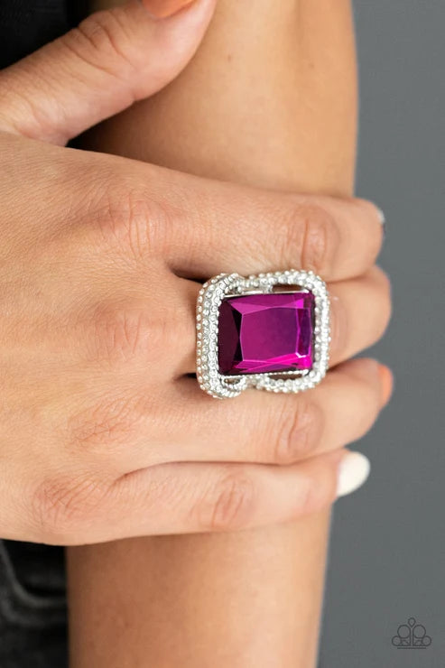 Paparazzi ♥ Deluxe Decadence - Pink ♥ Ring
