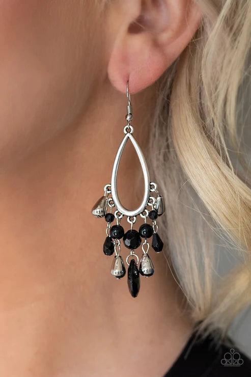 Paparazzi ♥ Summer Catch - Black ♥ Earrings