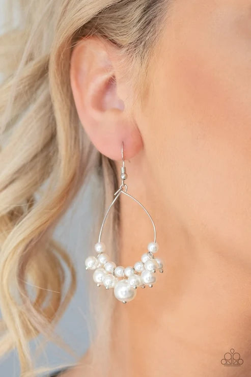 Paparazzi ♥ 5th Avenue Appeal - White ♥ Earrings