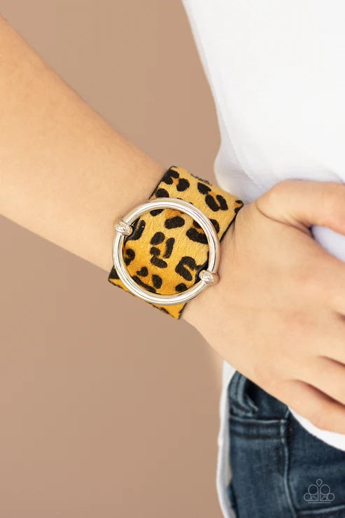 Paparazzi ♥ Asking FUR Trouble - Yellow ♥ Bracelet