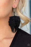 Paparazzi ♥ Hanging by a Thread - Black ♥ Earrings
