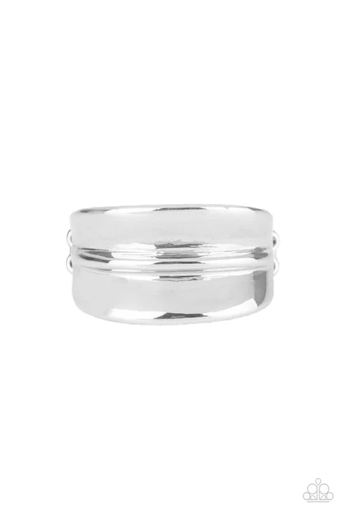 Paparazzi ♥ Band Together - Silver ♥ Ring