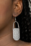 Paparazzi ♥ Resort Relic - Silver ♥ Earrings
