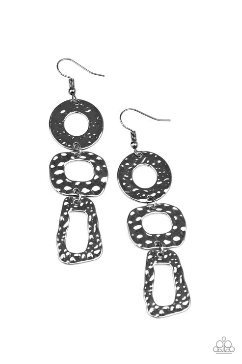 Paparazzi ♥ Prehistoric Prowl - Black ♥ Earrings