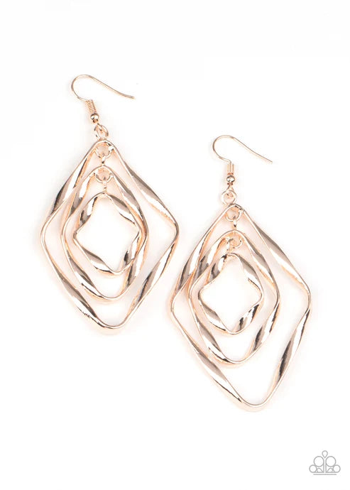 Paparazzi ♥ Retro Resplendence - Gold ♥ Earrings