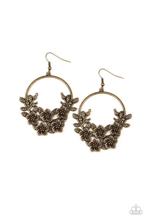 Paparazzi ♥ Eden Essence - Brass ♥ Earrings