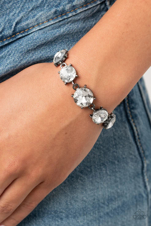 Paparazzi ♥ Cant Believe My ICE - Black ♥ Bracelet