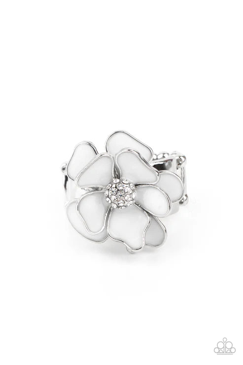Paparazzi ♥ Hibiscus Holiday - White ♥ Ring