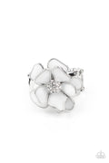 Paparazzi ♥ Hibiscus Holiday - White ♥ Ring