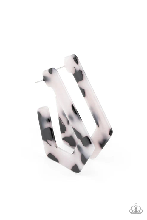 Paparazzi ♥ Flat Out Fearless - White ♥ Earrings