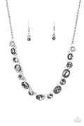 Paparazzi ♥ Girls Gotta Glow - Silver ♥ Necklace