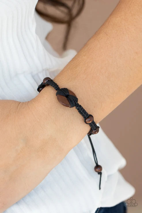 Paparazzi ♥ The Road KNOT Taken - Black ♥ Bracelet